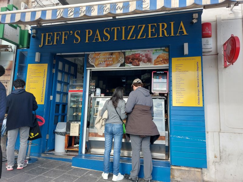 pastizzeria jeffs sliema malta