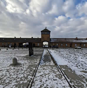 entrata campo Birkenau